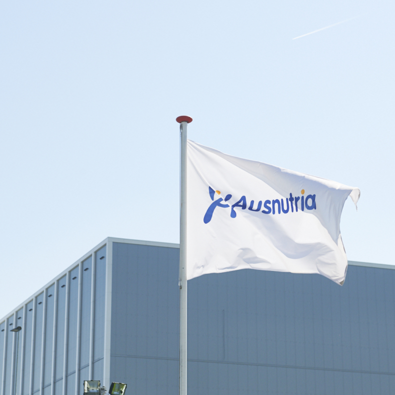 ausnutria flag